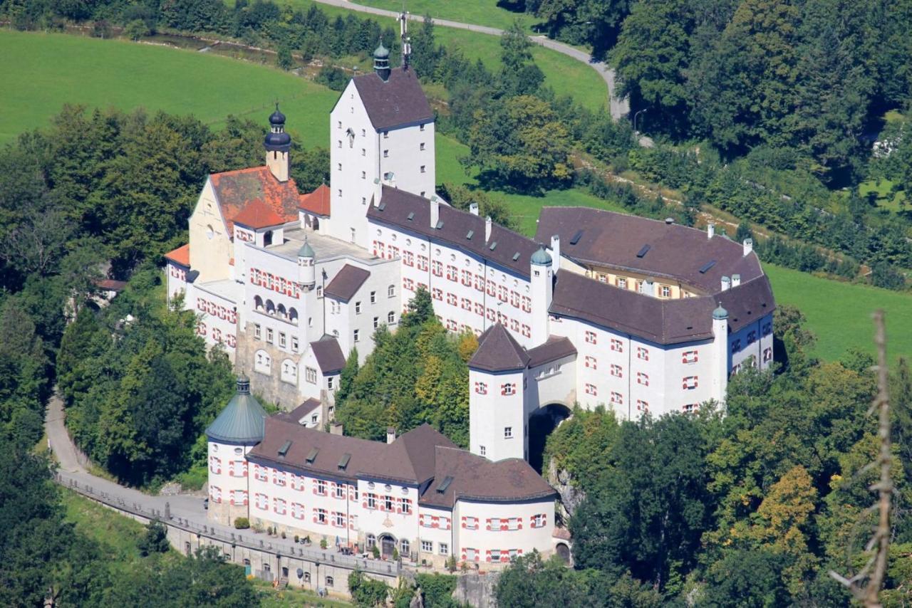 Top-appartement Direkt An Der Kampenwandbahn Apartment